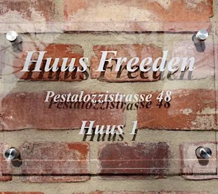 Doppelhaushaelfte Huus Freeden 1 Dom wakacyjny *